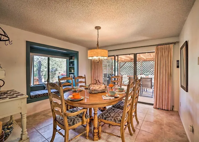 Holiday home Bike, Hike & Unwind: Tranquil Getaway! Payson