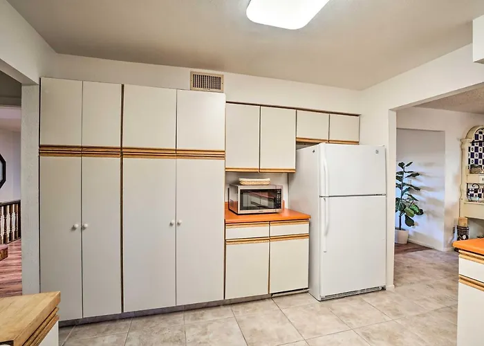 Bike, Hike & Unwind: Tranquil Getaway! Holiday home Payson