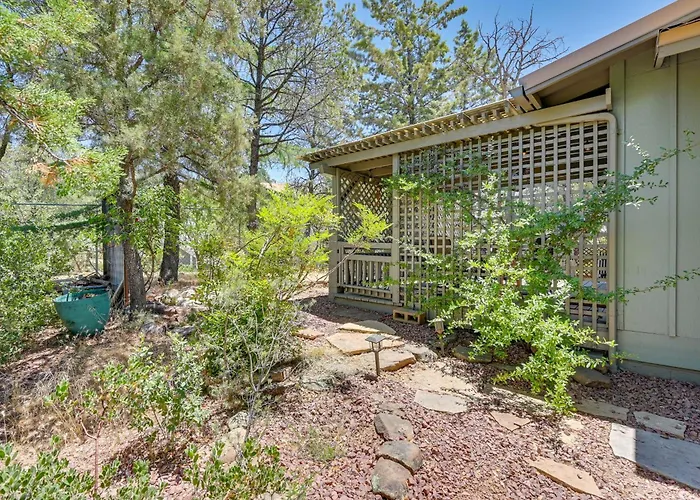 Bike, Hike & Unwind: Tranquil Getaway! Holiday home Payson